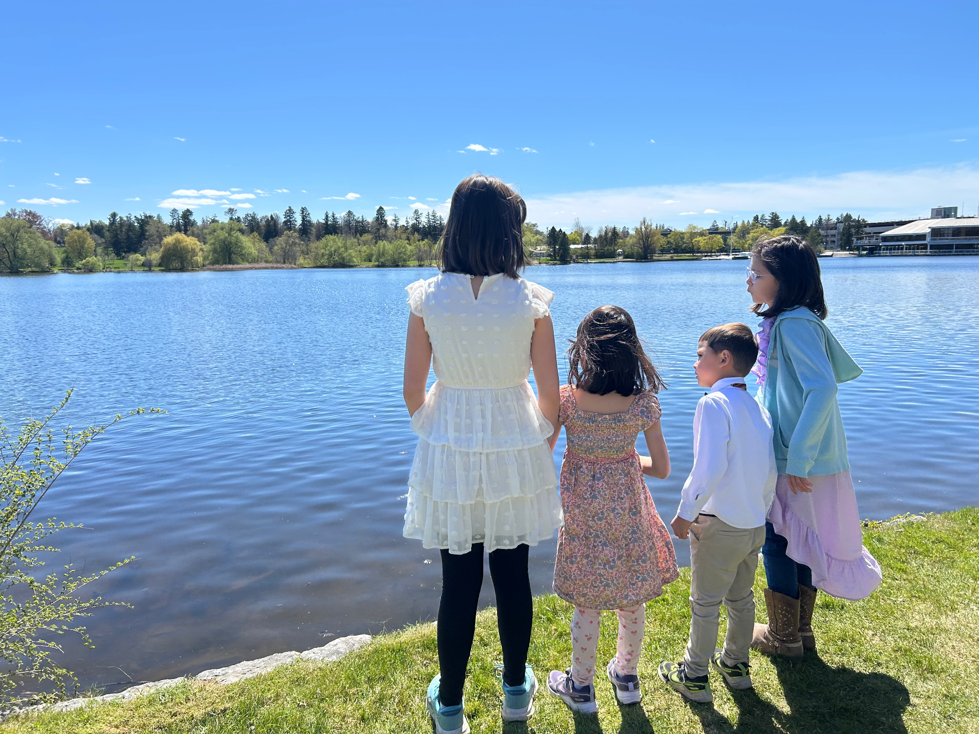 The Lim children looking out over the water
